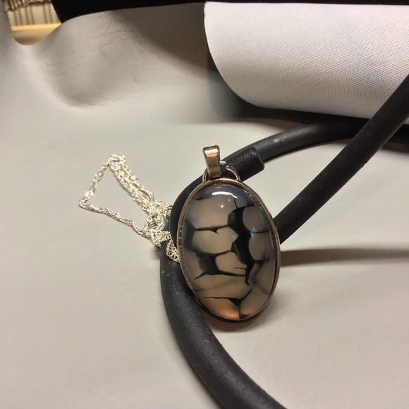 Necklace - Picture 5 of 14